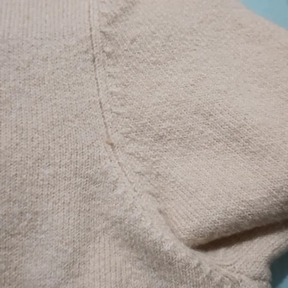 Old Navy ❤️ Heart Button Front Cardigan Size Small NWT - Picture 8 of 9